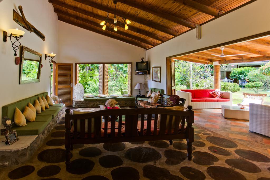 Cote Sud - Unique Villa & Bungalows Intendance Road Takamaka Ruang foto