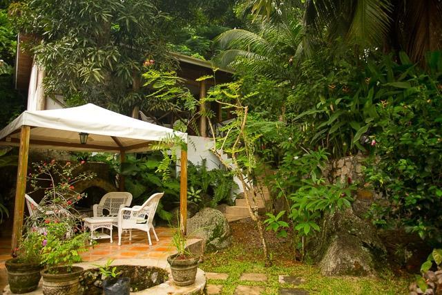 Cote Sud - Unique Villa & Bungalows Intendance Road Takamaka Bagian luar foto